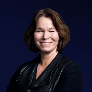  Hallvarsson & Halvarsson Headshot Anna Grönlund 1000Px Rgb Rt